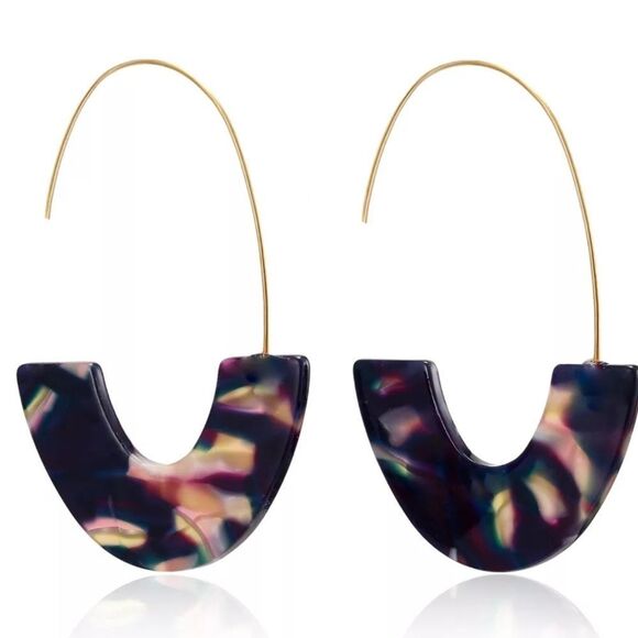 BaubleBar Faidra Resin Drop Earrings in Navy - Picture 6 of 8